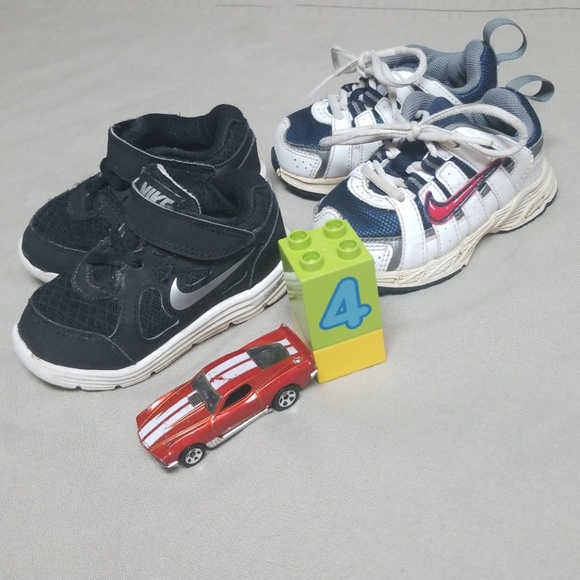 Boy Nike Shoes (2 pair) - Picture 1 of 4